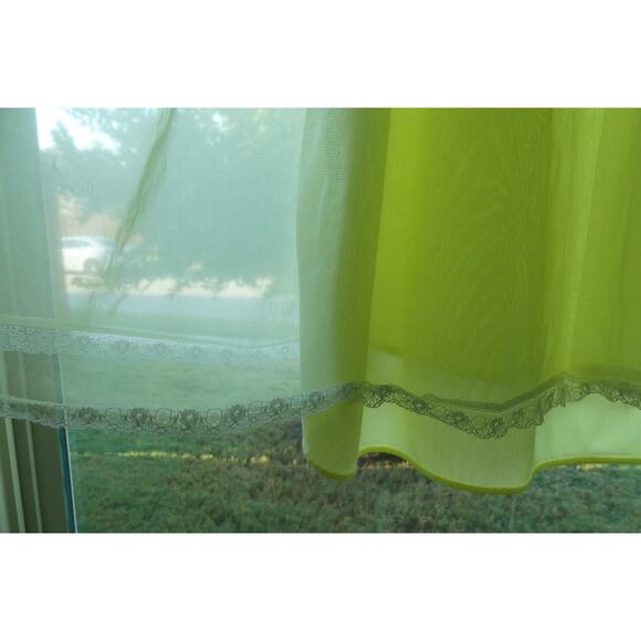 Vtg Yellow Sheer Short Nighty Gown MEDIUM Babydoll Coquette Lace Button Layer - Picture 4 of 8